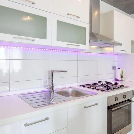 Apartament With A Parking Space Podstrana, Split - 11699